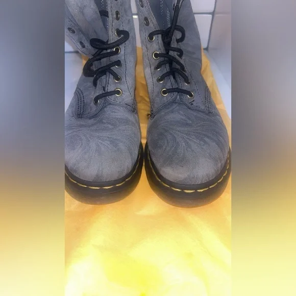 Doc Martens 1460 Pascal marbled suede lace up boots size 8 - Picture 4 of 12